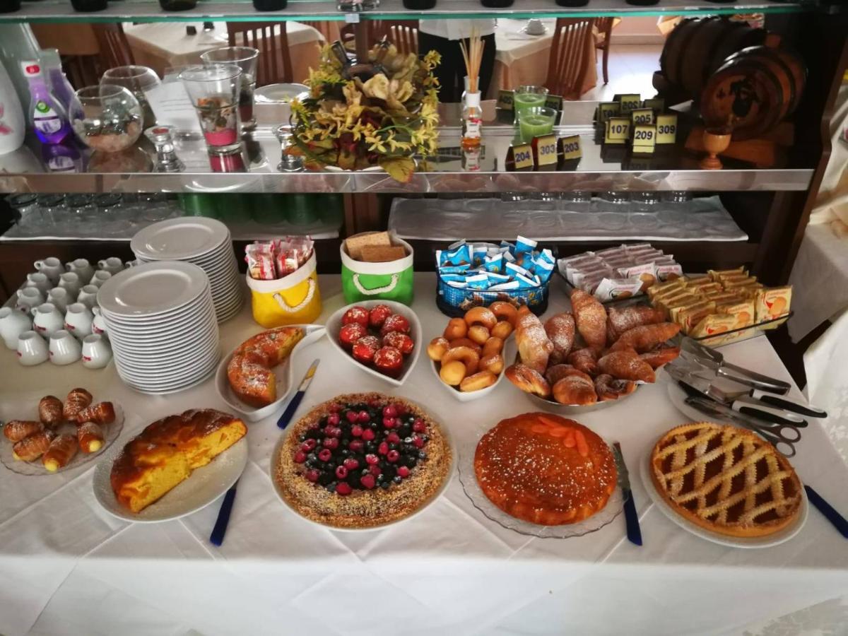 Hotel Lorena Cervia