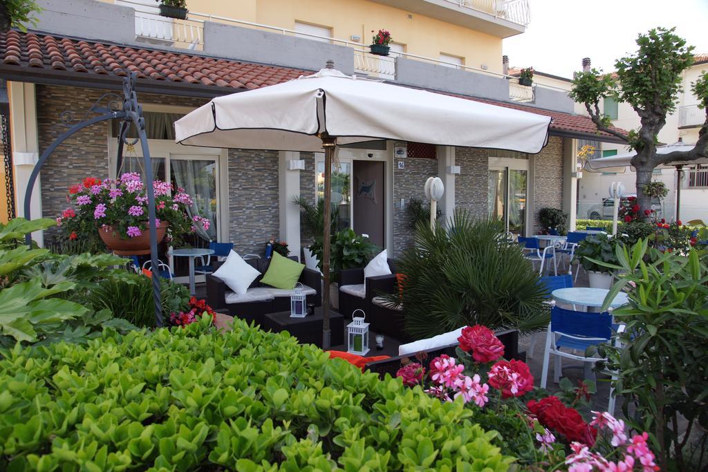 Lorena Hotel 2*